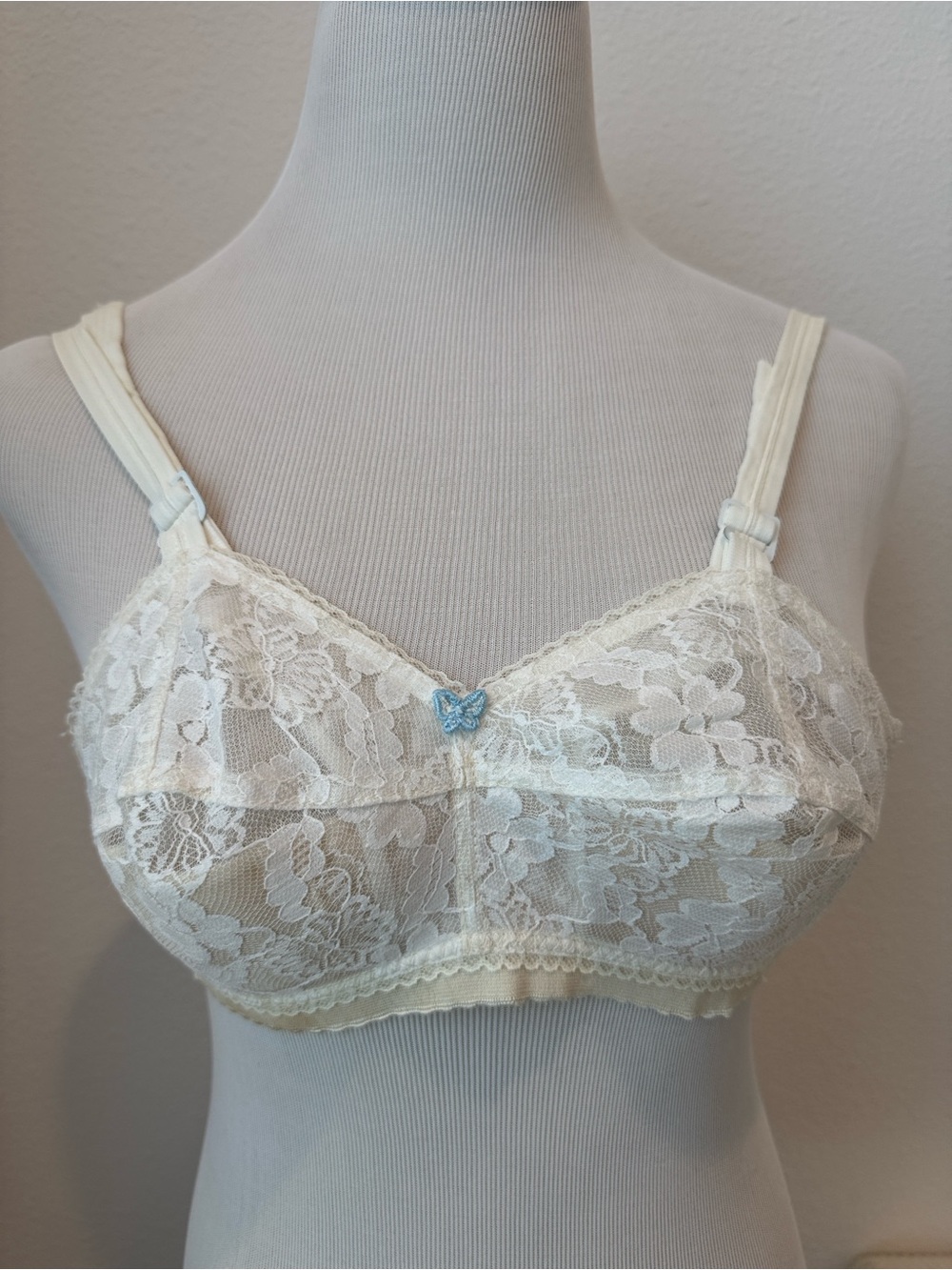 Vintage Cameo Coutures Nursing Bra 34BB White Lace USA Maternity Bralette